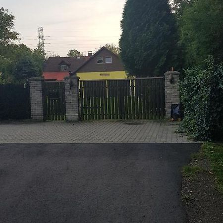 Turystyczny Apartament Na Poddaszu Skoczów Exterior foto